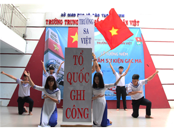 Học sinh Sài Gòn ôn lịch sử trận chiến Gạc Ma